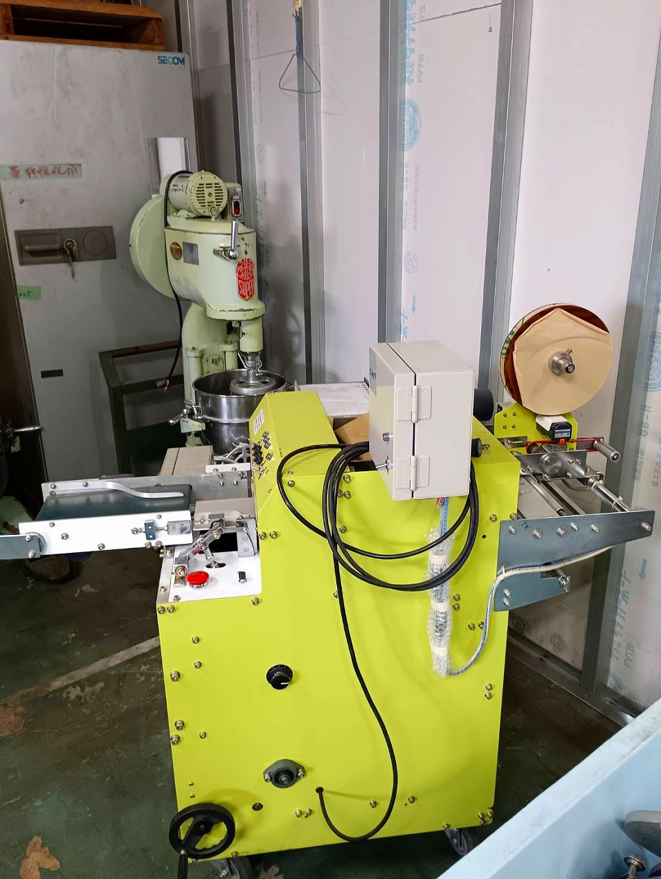 ストレッチフィルム包装機 ポリスター製作所 PS-150型LK 中古品 AR