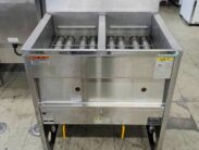 2槽フライヤー　タニコー(株)　GｰTGFLｰ67W　中古品　AR-6976