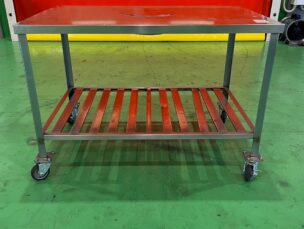 （売約済み）キャスター付き作業台　1200×750×850　中古品　AR-5862