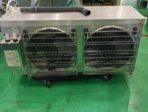 冷凍ユニットクーラー　三菱電機(株)　内機:UCR-D8VHA　外機:ECOV-EN55WB　中古品　AR-6986