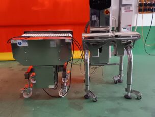 ウエイトチェッカーキャタピラ式セパレータ付き　イシダ/日新電子工業　DACS-G-S015-24/CR-I-S:MK-118A-30-3WP　※60Hz仕様　中古品　AR-6374